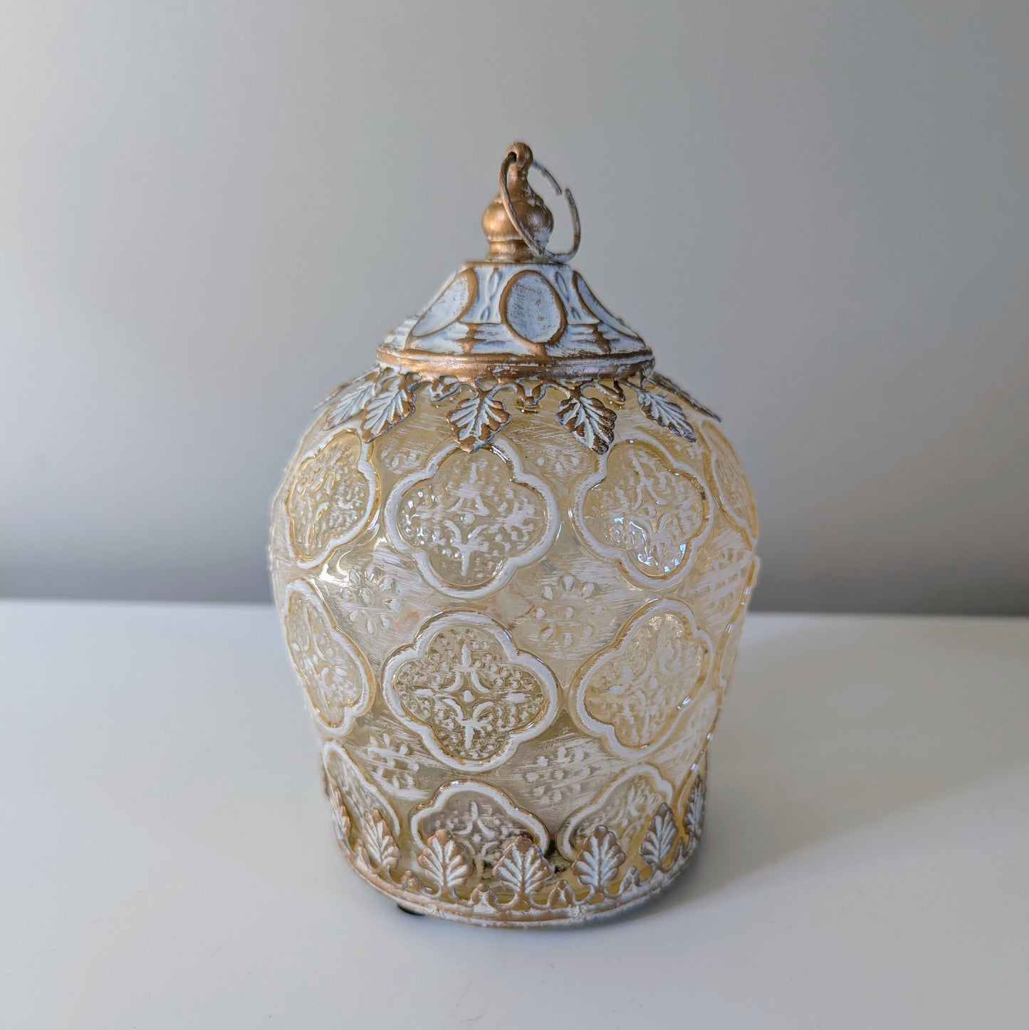 Creamy Gold Casablanca
