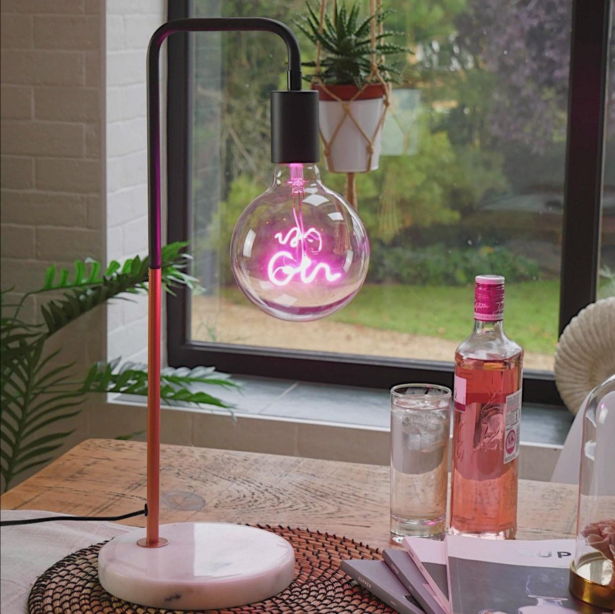 Neon Bulbs